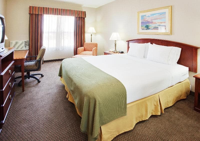 Holiday Inn Express West Sacramento - Capitol Area 5