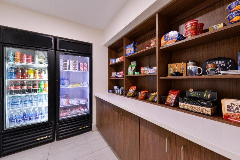 Holiday Inn Express & Suites Arcata/Eureka-Airport Area 3