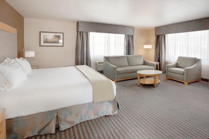 Holiday Inn Express Monterey-Cannery Row 3
