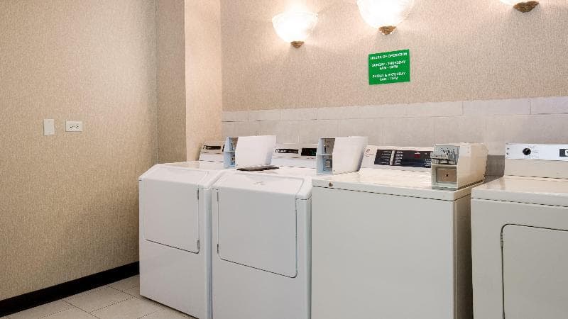 Holiday Inn Chicago-Crystal Lake photo 1