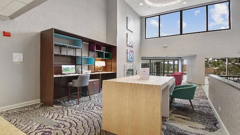 Holiday Inn Chicago-Crystal Lake 5