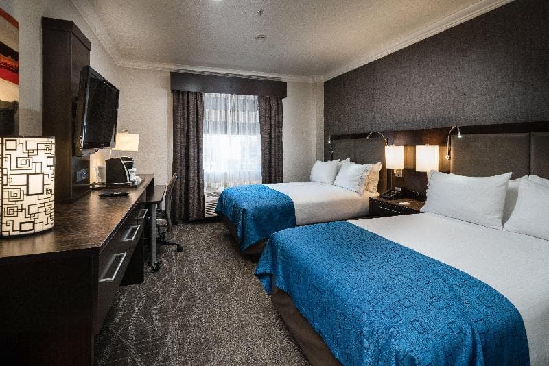 Holiday Inn Express & Suites Santa Clara 5