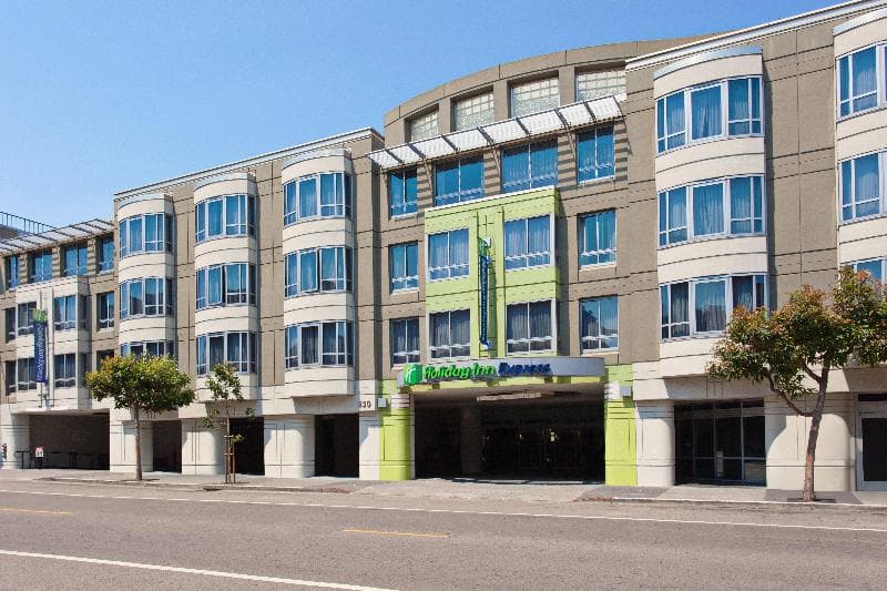 Holiday Inn Express & Suites San Francisco Fisherman's Wharf 5