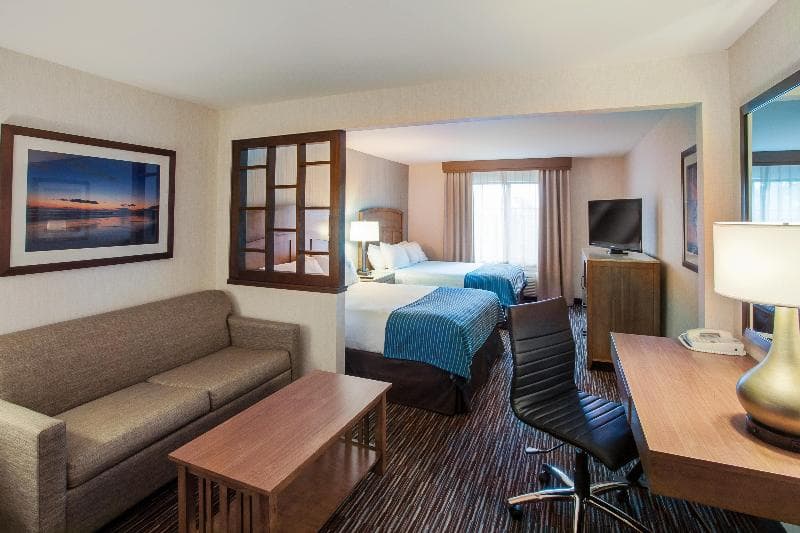 Holiday Inn Express & Suites Carpinteria 5