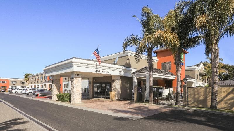 Holiday Inn Express Lompoc 5