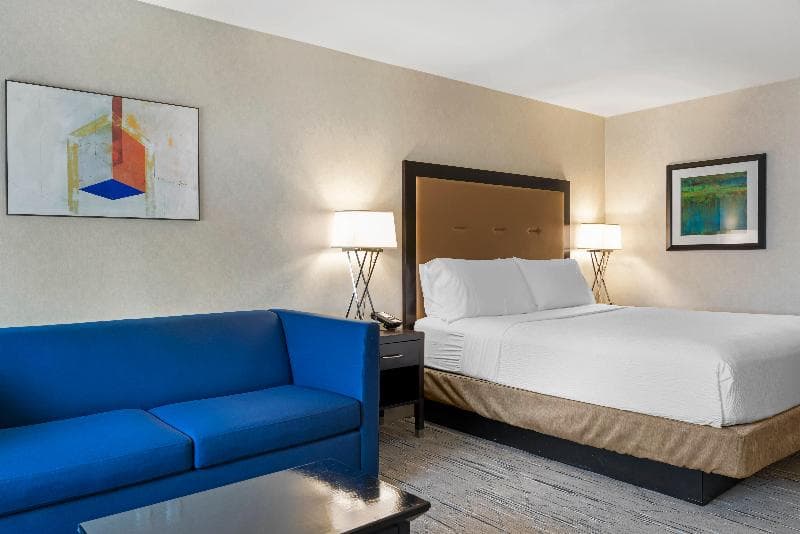 Holiday Inn Express San Bernardino - Colton 4