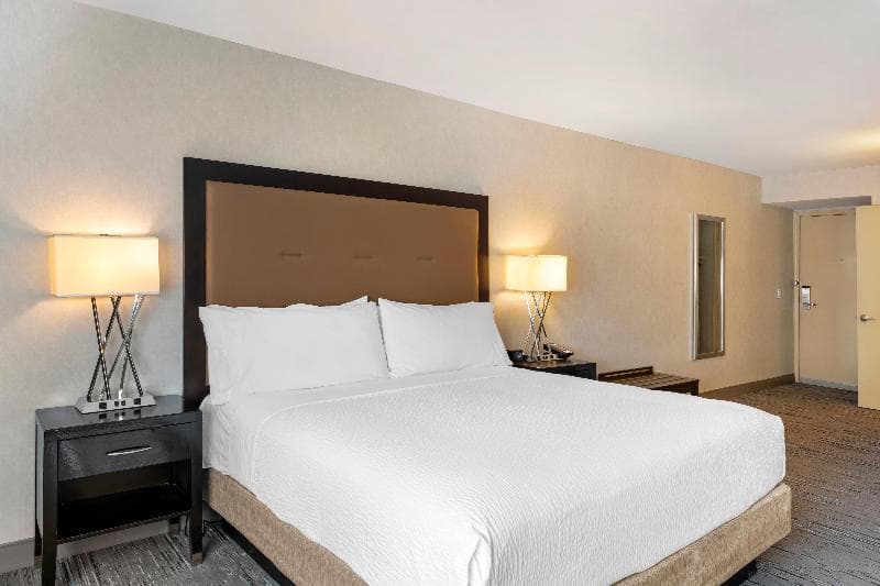 Holiday Inn Express San Bernardino - Colton 5