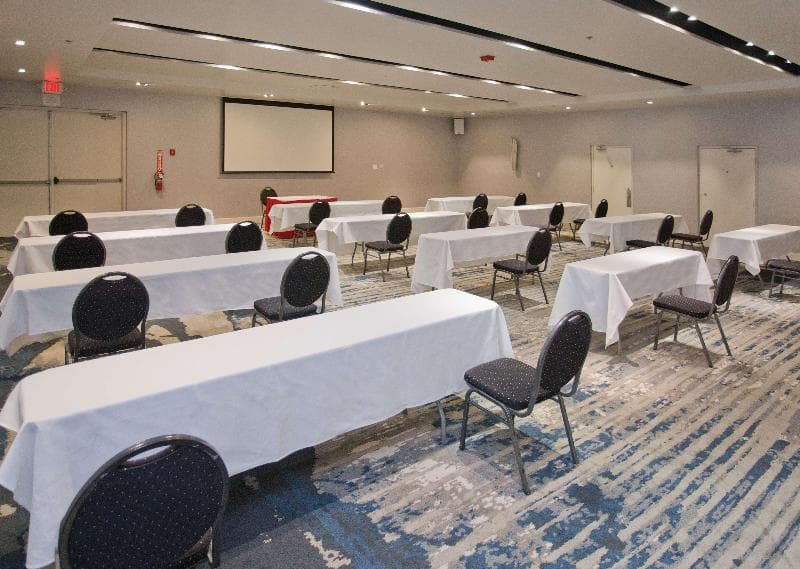 DoubleTree by Hilton Chico main