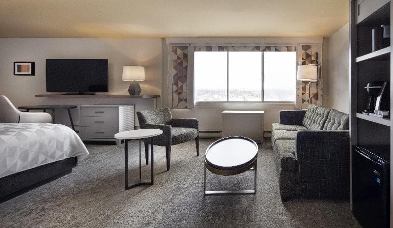 Holiday Inn Montreal-Longueuil 4