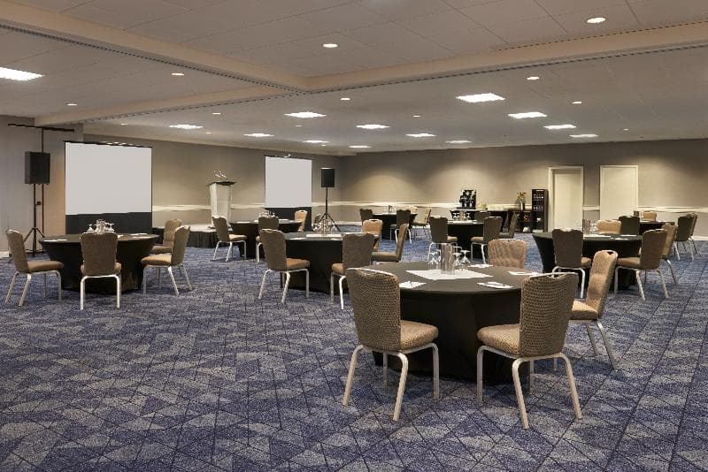 Courtyard By Marriott Ottawa Downtown 4