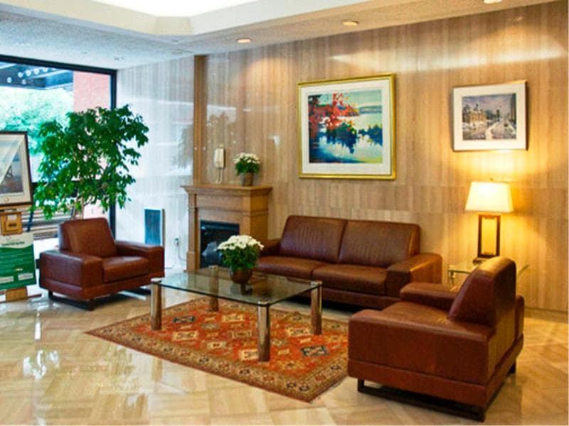 Cartier Place Suite 4