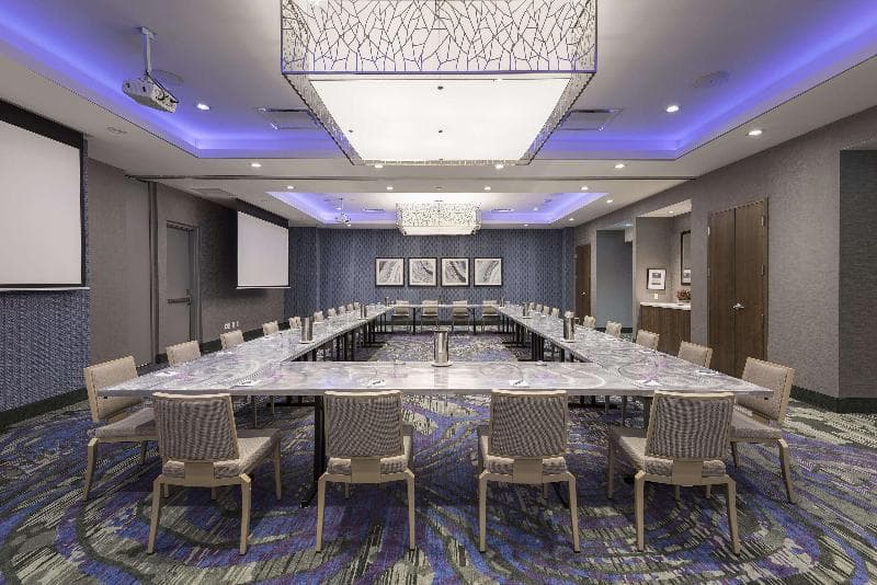 Hilton Garden Inn Ottawa Downtown photo 1