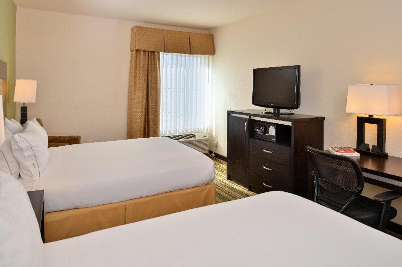 Holiday Inn Express & Suites Berkeley 3