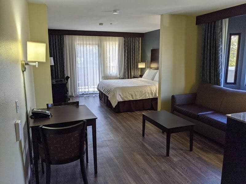Holiday Inn Express & Suites Solana Beach-Del Mar 3