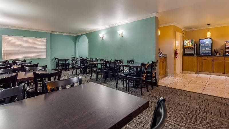 Best Western Plus La Mesa San Diego 3