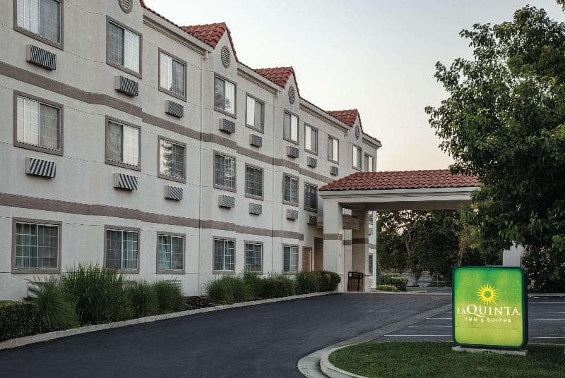 La Quinta Inn & Suites by Wyndham Davis 2
