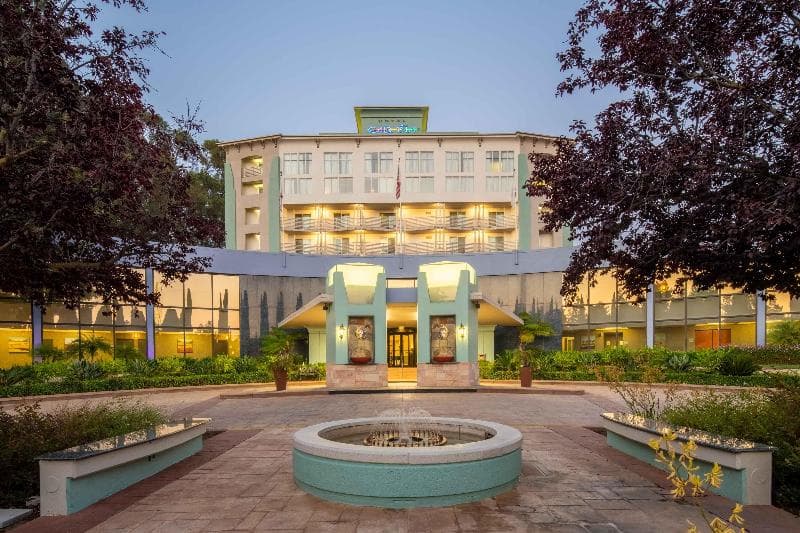 Crowne Plaza Palo Alto 5