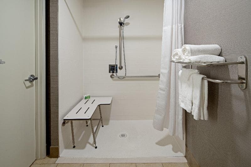 Holiday Inn Palmdale-Lancaster 5