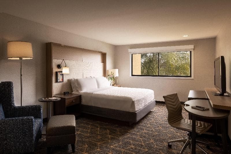Holiday Inn Santa Ana-Orange Co. Arpt 5