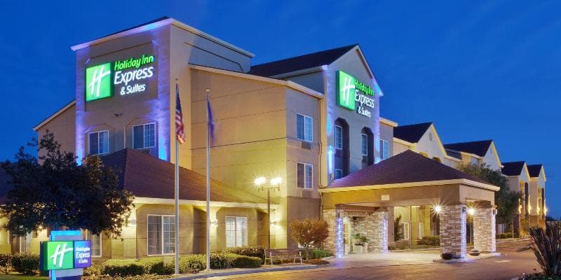 Holiday Inn Express & Suites Oakland-Airport photo 1