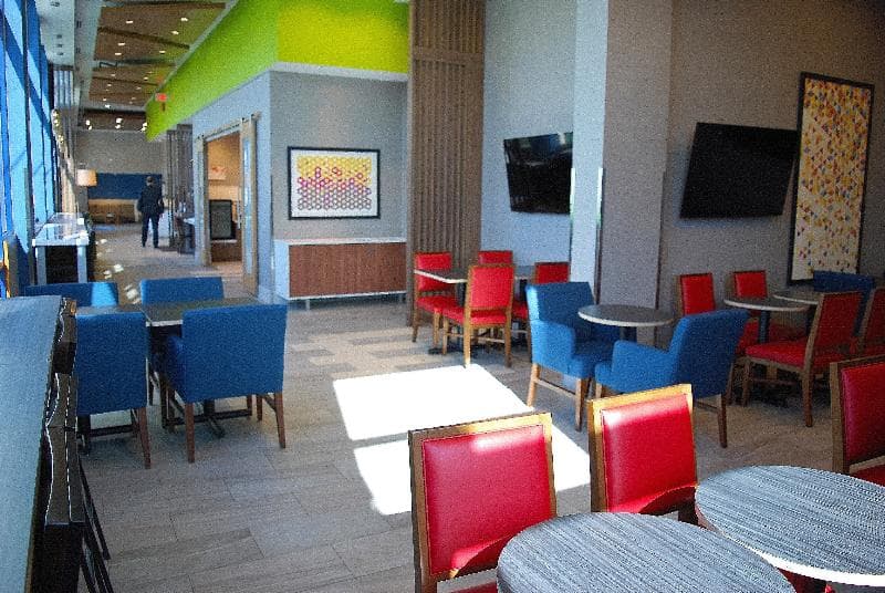Holiday Inn Express Vancouver Airport - Richmond 5