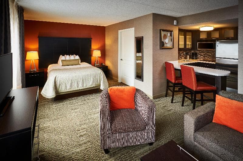 Staybridge Suites Hamilton - Downtown 3