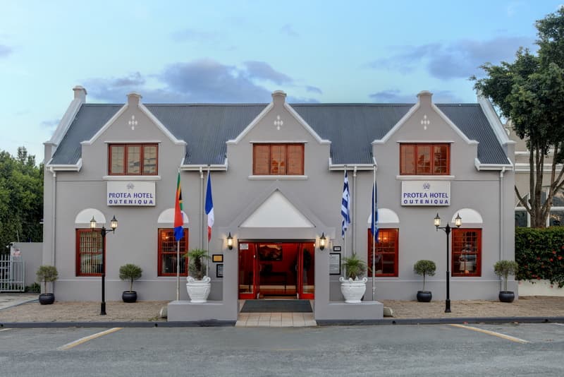 Premier Express Inn George main