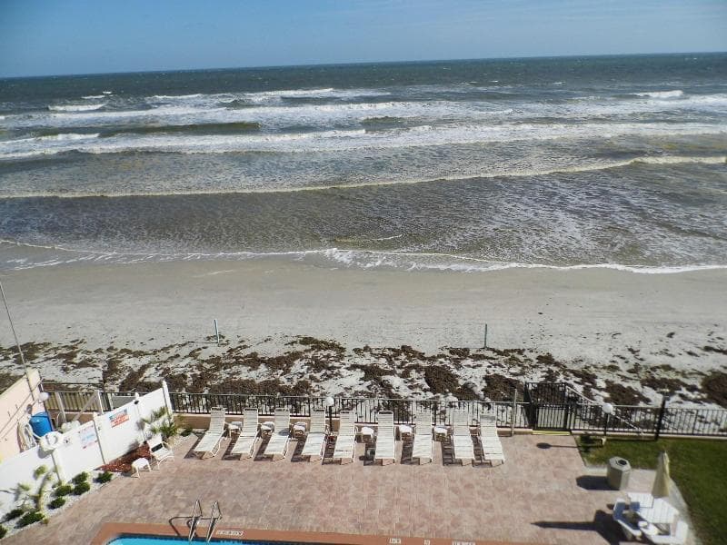 Beachside Motel 4