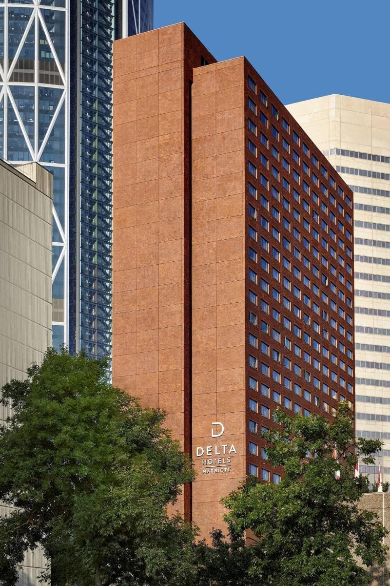 Delta Hotels By Marriott Calgary Downtown 4