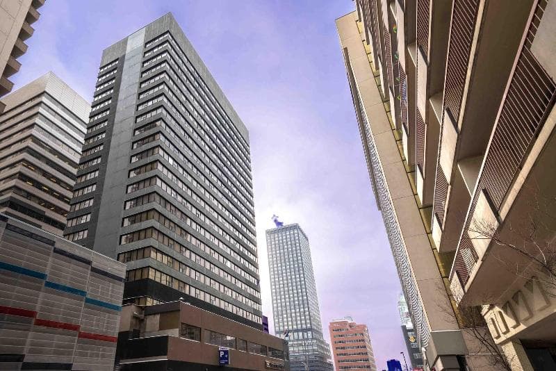 Sandman Signature Calgary Downtown Hotel 2