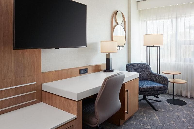 Delta Hotels Calgary Airport In-Terminal 4