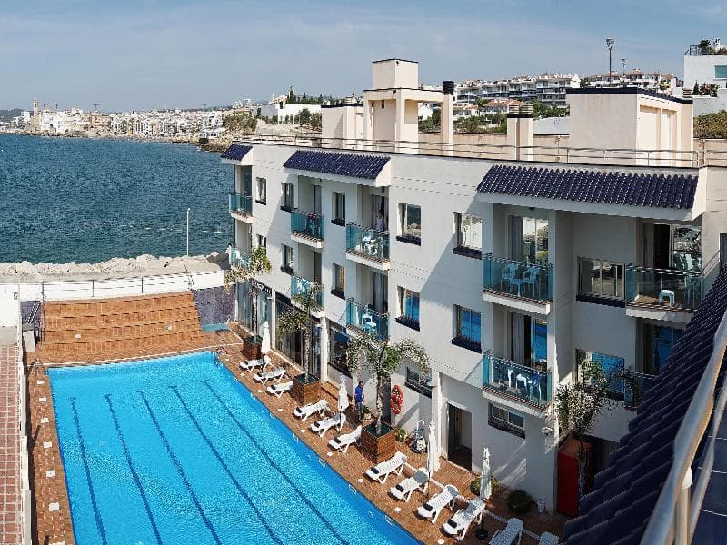 Port Sitges Resort 3