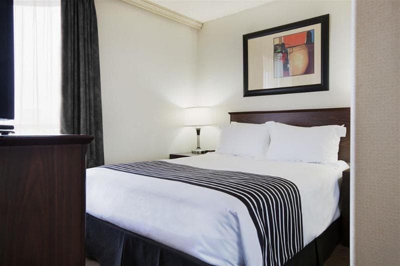 Sandman Suites Vancouver - Davie Street 2