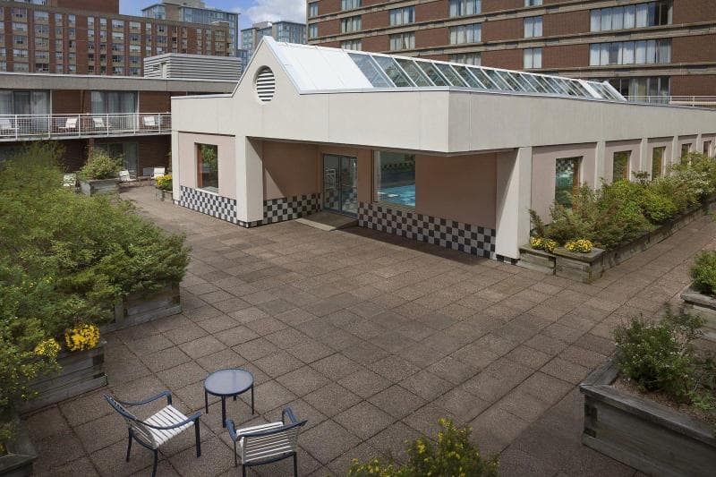 Hotel Halifax 2