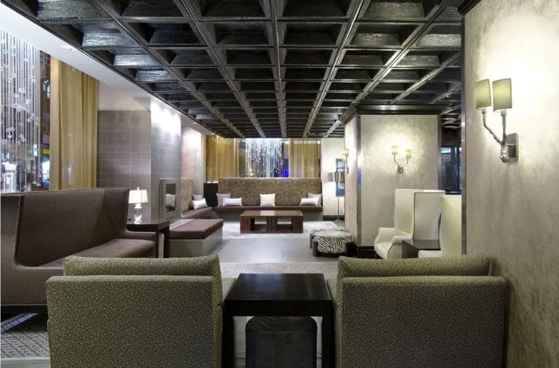 Inn Of Chicago 3