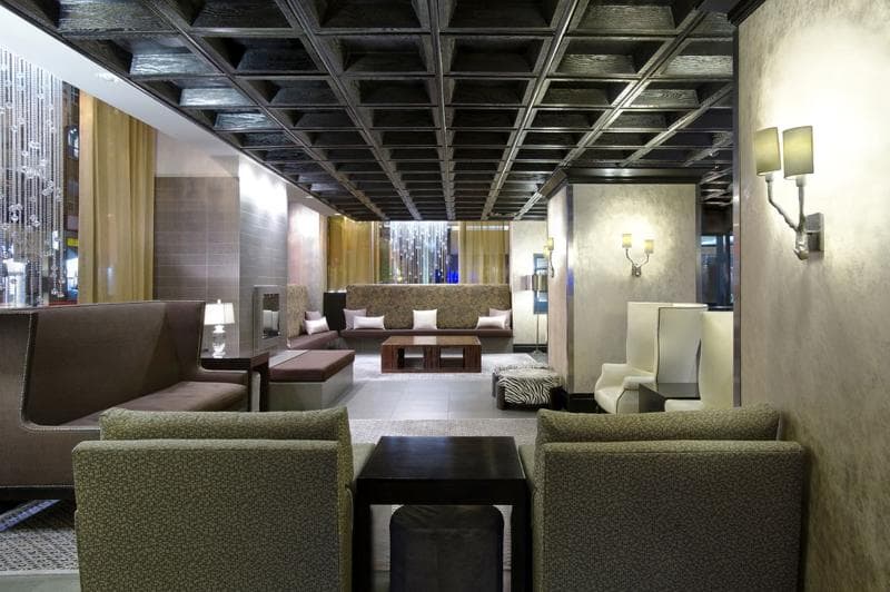 Inn Of Chicago 4