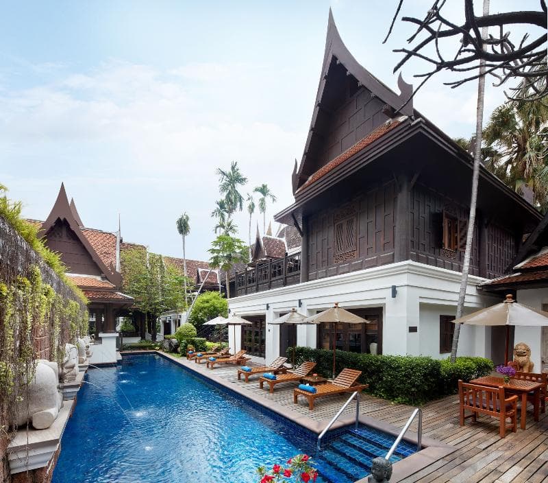 Davis Bangkok 4