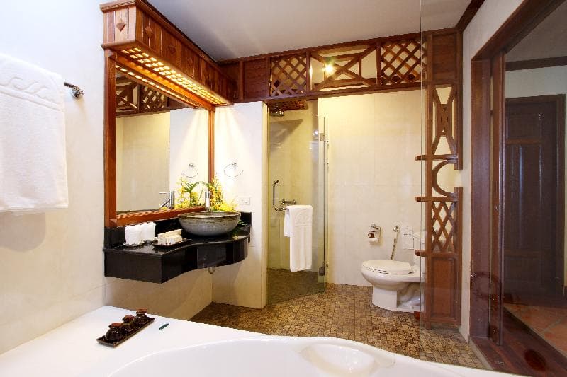 The Hotspring Beach Resort & Spa 4