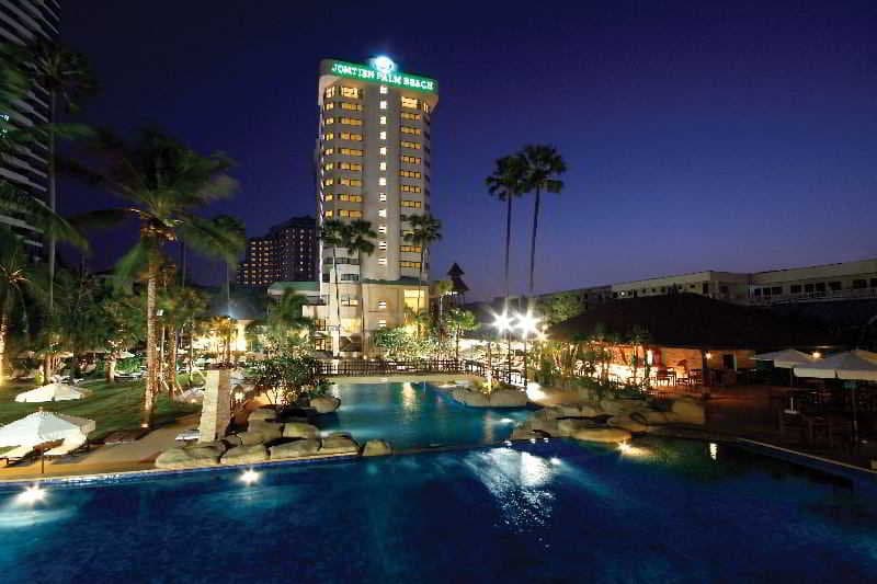 Jomtien Palm Beach Hotel & Resort 3