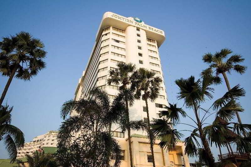 Jomtien Palm Beach Hotel & Resort 4