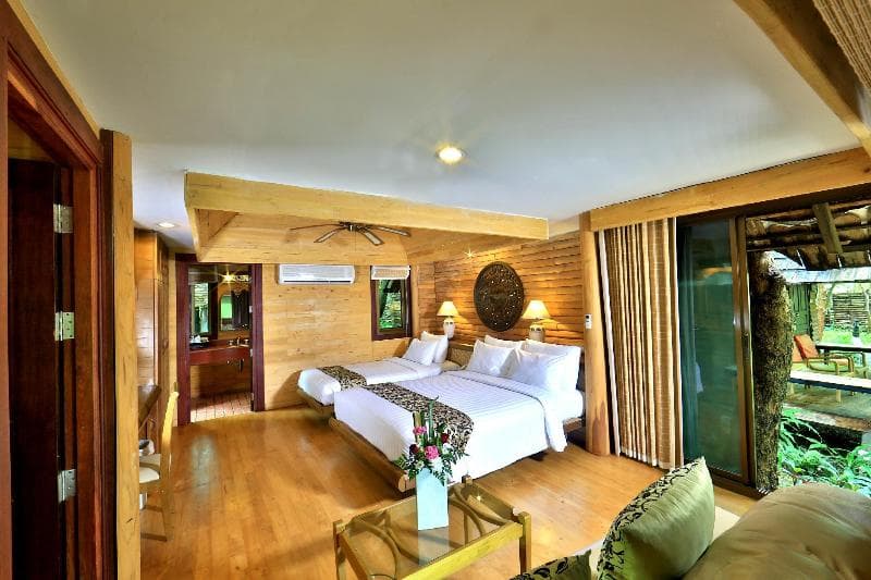 Sunset Park Resort & Spa main