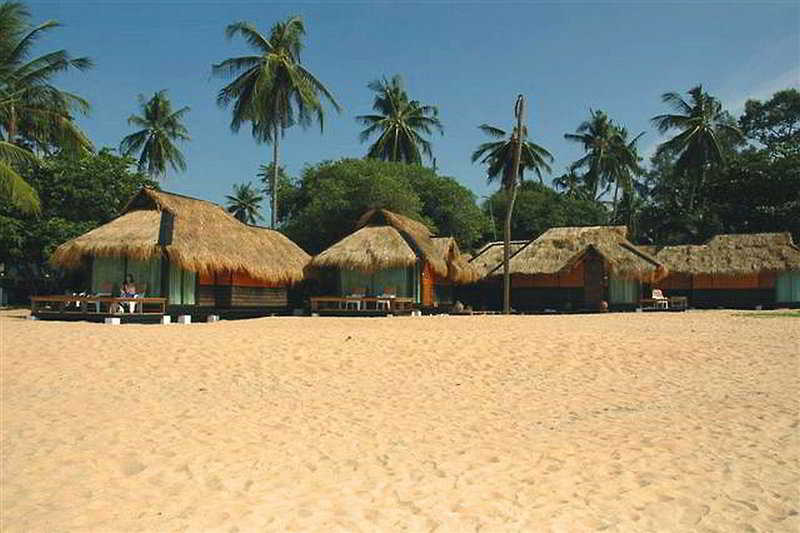 Sunset Village Beach Resort photo 1