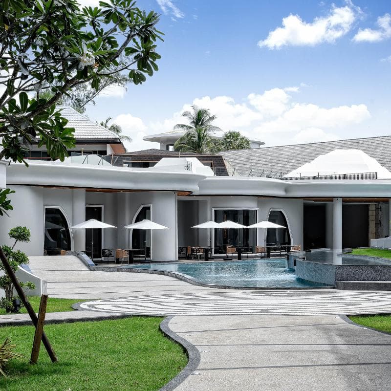 Amora Beach Resort Phuket 3