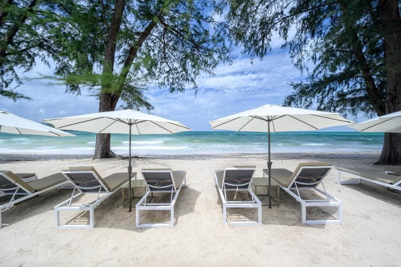 Amora Beach Resort Phuket 4