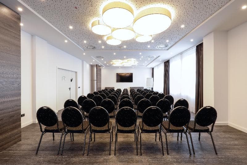 Airporthotel Berlin Adlershof 2