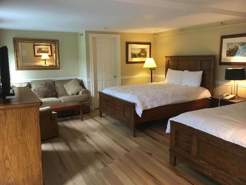 The Stowe Inn 4