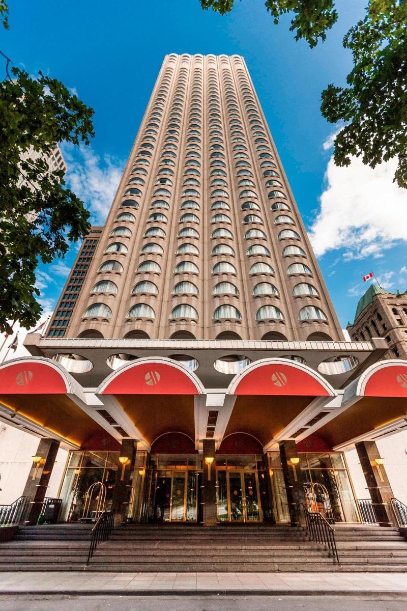 Marriott Chateau Champlain 3