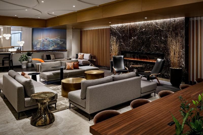 Marriott Chateau Champlain 4