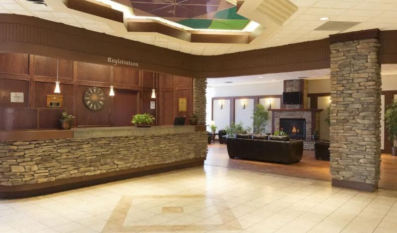 Days Inn by Wyndham Calgary South 4