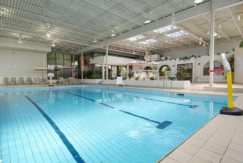 Days Inn by Wyndham Calgary South 5